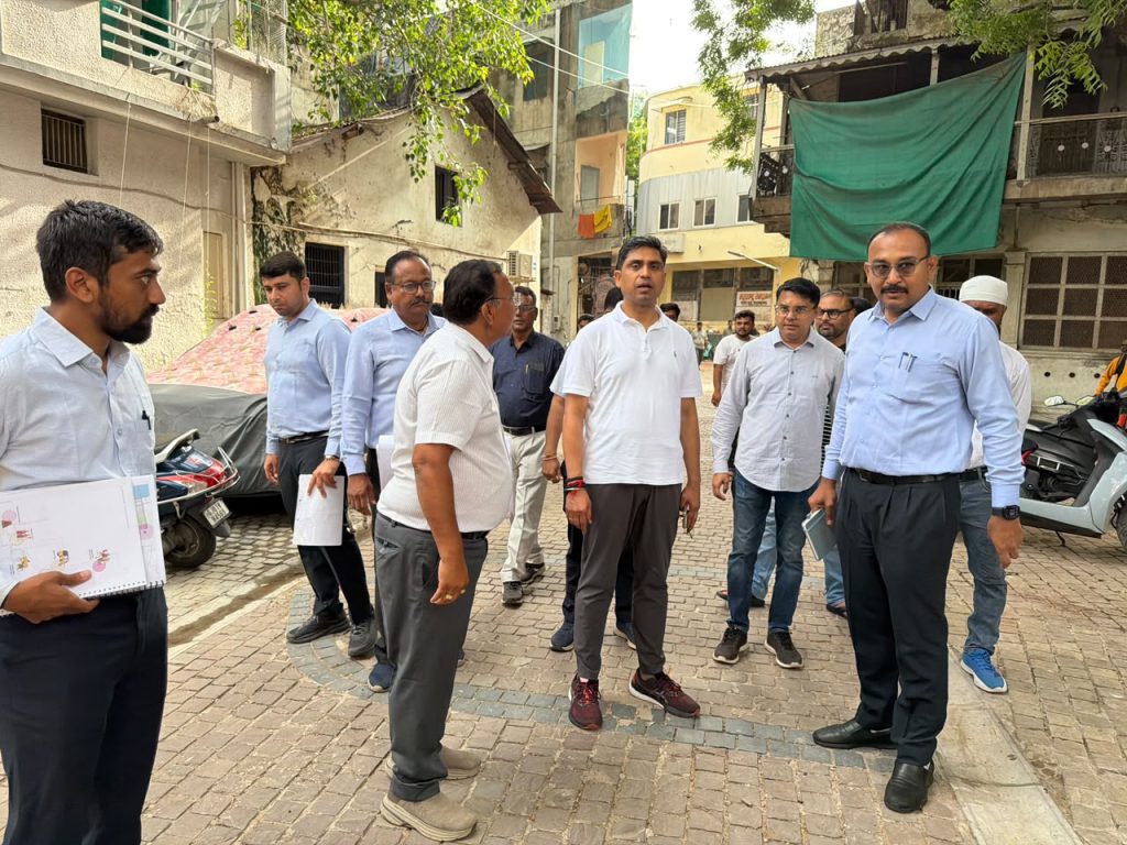 અમદાવાદના વિકાસને મળશે ગતિ! મ્યુનિસિપલ કમિશનરની મેદાની મુલાકાત