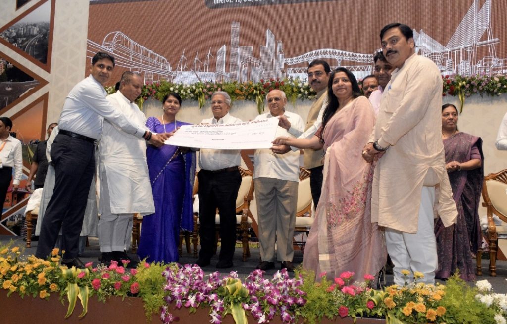 મહાનગરપાલિકા-નગરપાલિકાઓને ₹3,850 કરોડની વિકાસ ગ્રાન્ટ